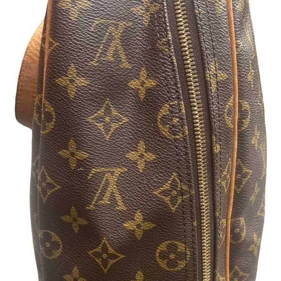 🔥🔥🔥LV Excursion gorgeous bag 🔥🔥🔥 - Picture 7 of 13